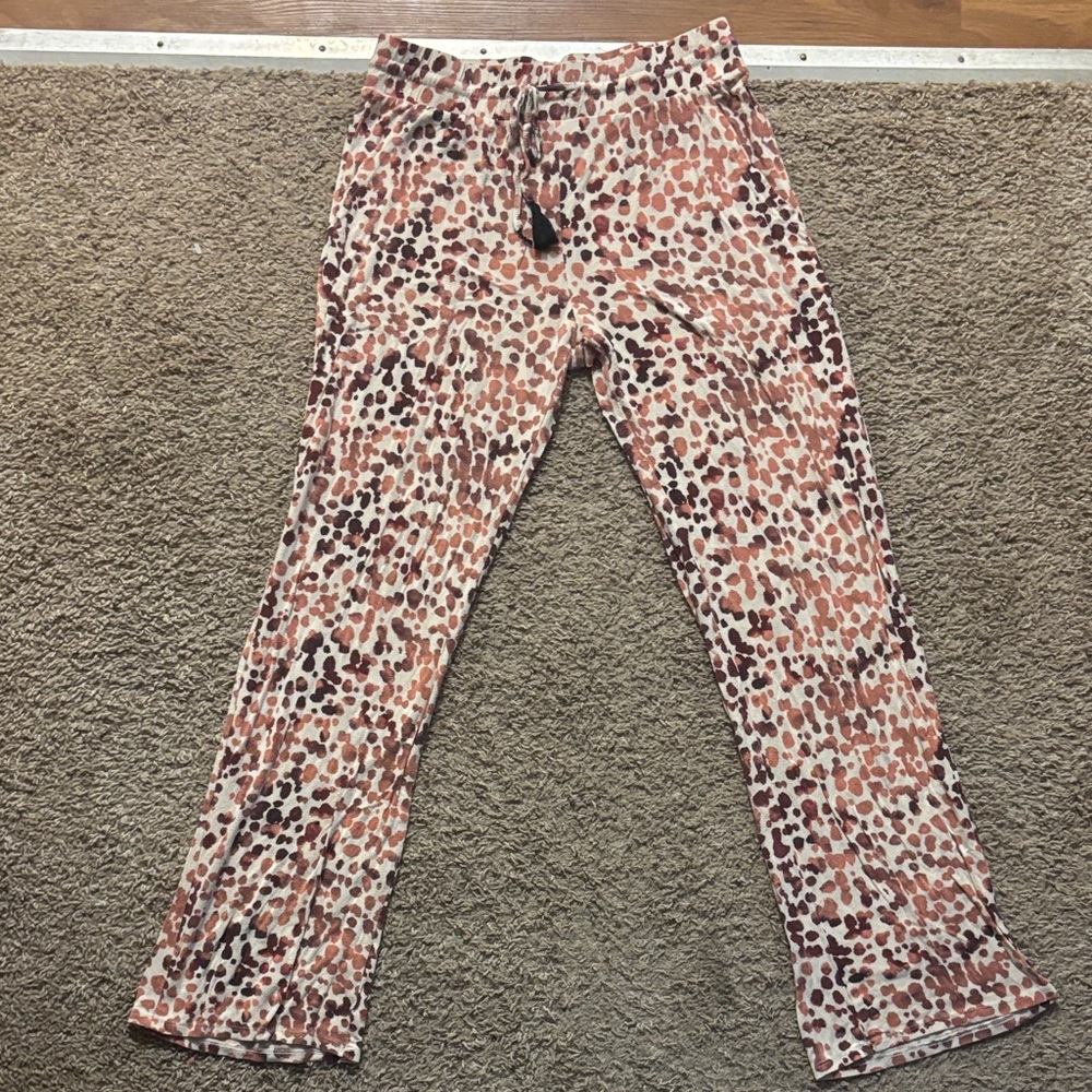 Stars Above Woman’s Md Pink Animal Print Lounge Pants Drawstring Waist